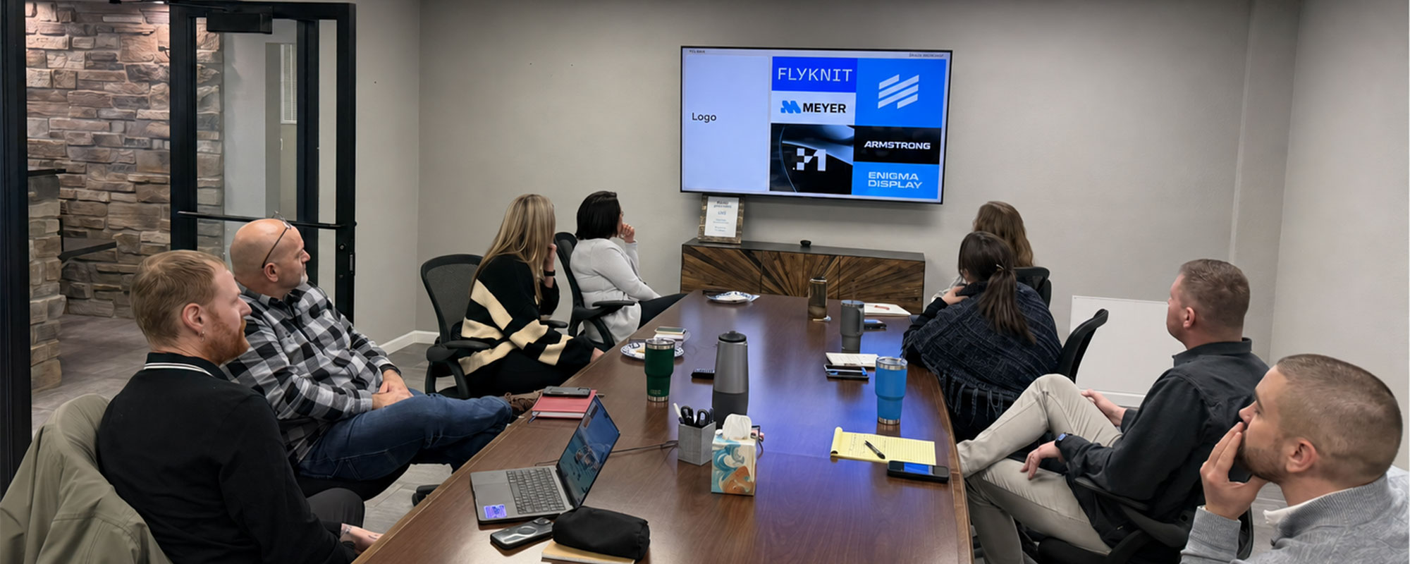 team members having a workshop meeting in an office
